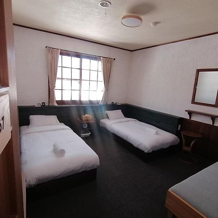 Pilot Lodge Hakuba Exteriör bild